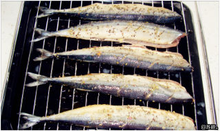 The Original Flavor Counterattack, Peeled The Skin and Eat Heart-grilled Saury. recipe
