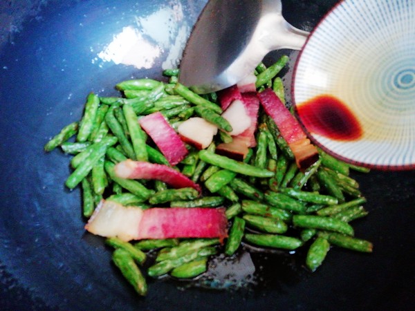 Stir-fried String Beans with Bacon recipe