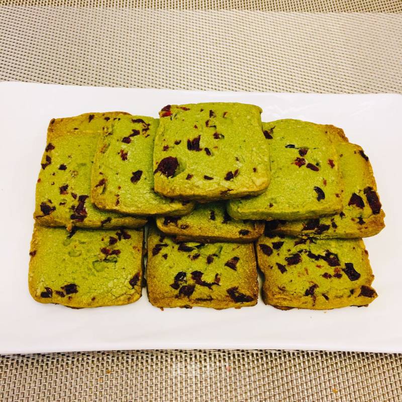 Cranberry Matcha Cookies recipe