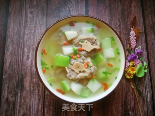 Radish, Wolfberry and Oxtail Soup recipe