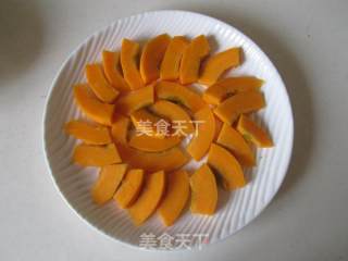 Osmanthus Pumpkin Steamed Lily recipe