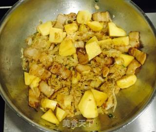 Potato Stew with Sauerkraut recipe