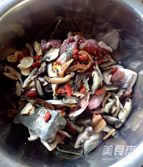 Steamed Turtle with Lotus Leaf recipe