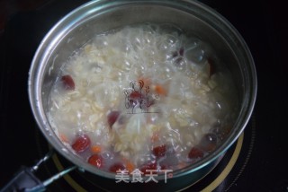 Oatmeal with Red Dates and Wolfberry recipe