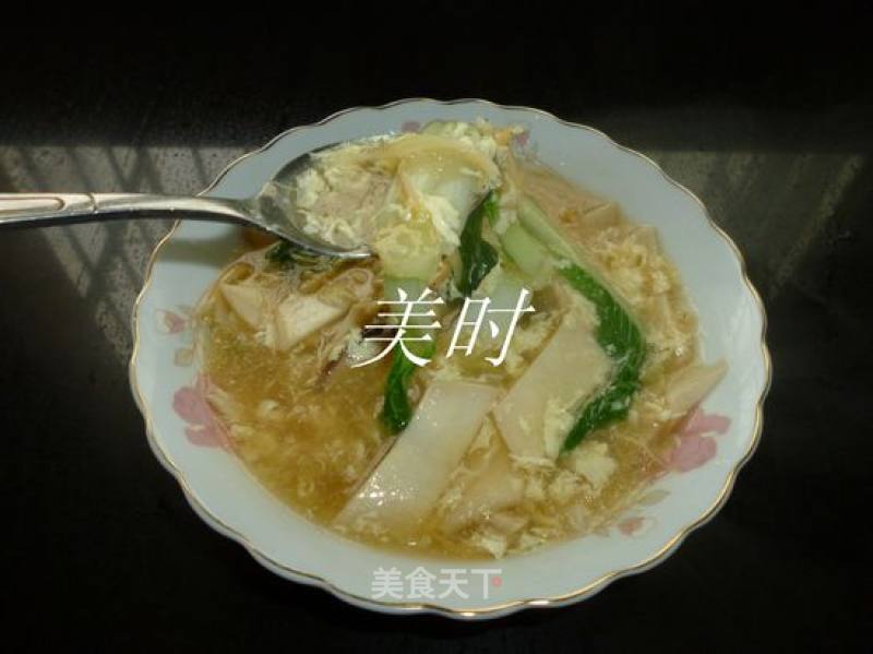 Pleurotus Eryngii and Silver Fish Egg Soup recipe