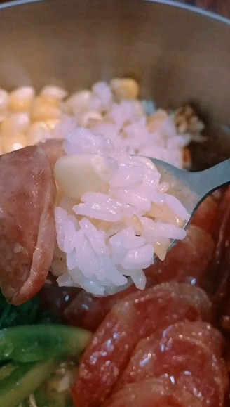 Sausage Claypot Rice～～milk Pot Version recipe