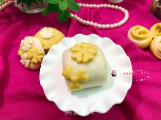 Two-color Fancy Steamed Buns recipe