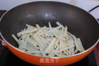 The Southern Taste of The New Year, Fried Rice Cake with Winter Bamboo Shoots recipe