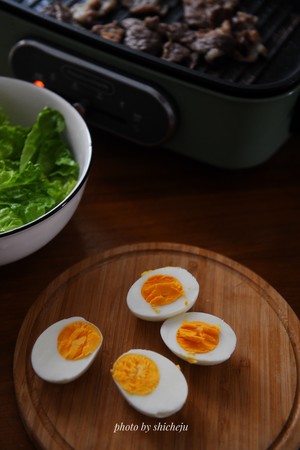 Light Food Series--beef, Egg, Vegetable Salad recipe