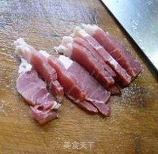 Stir-fried No. 5 Dishes with Bacon and Loofah recipe