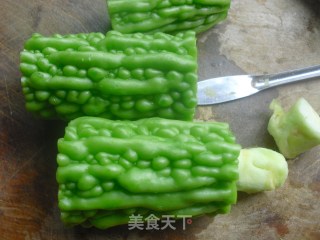 Bitter Gourd and Hawthorn Cake recipe