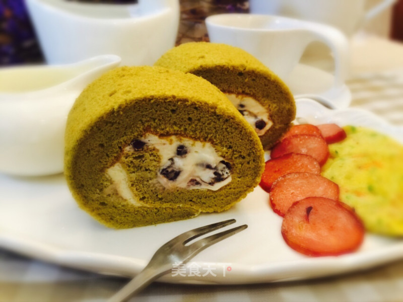 Matcha Honey Bean Cake Roll recipe