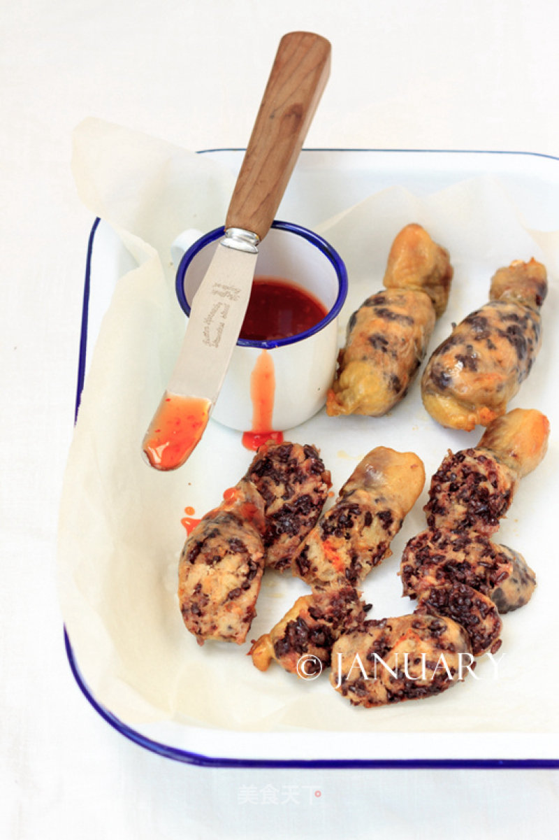 Chicken Drumsticks Wrapped with Black Rice recipe