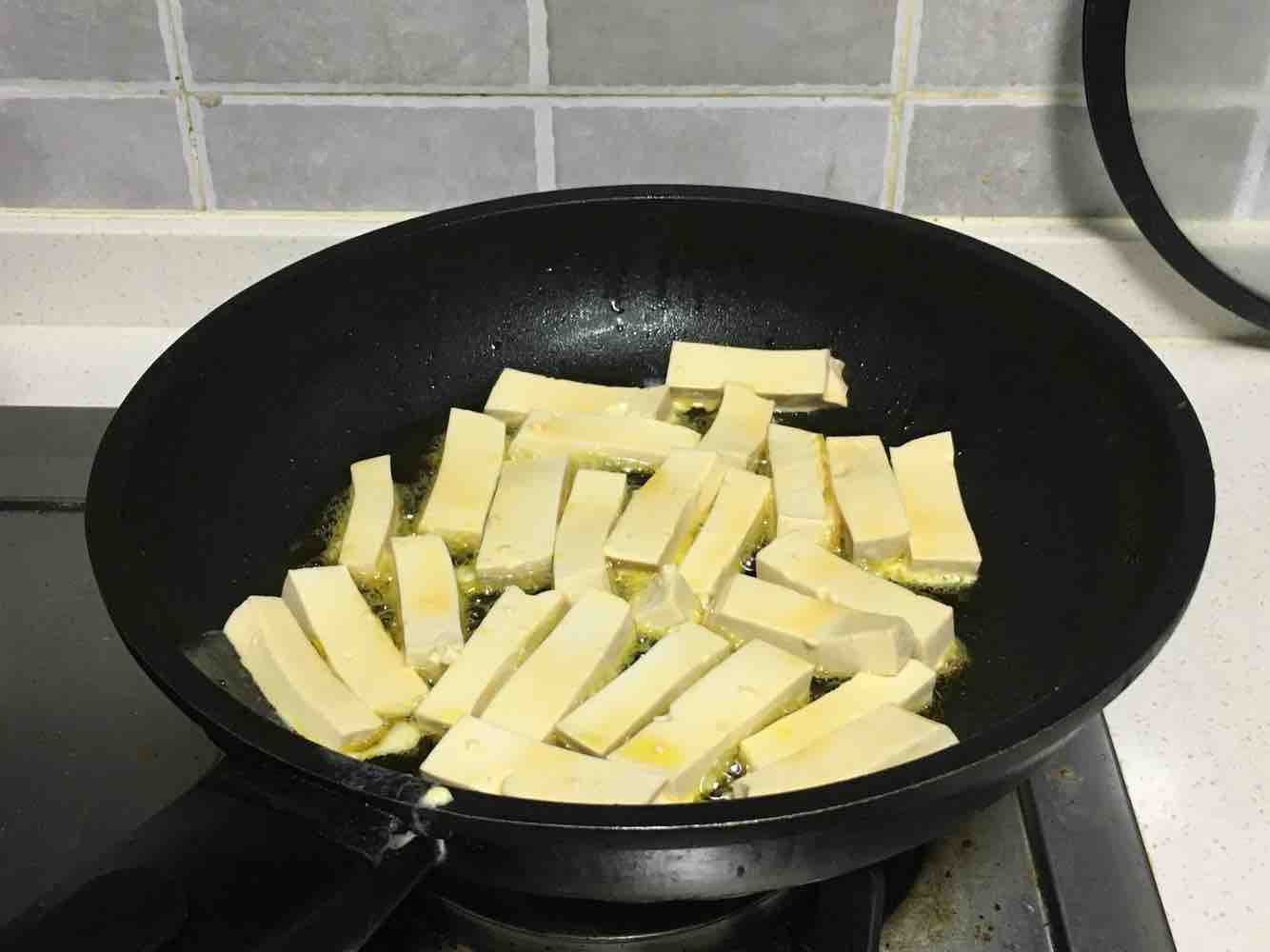 Loofah Tofu Soup recipe