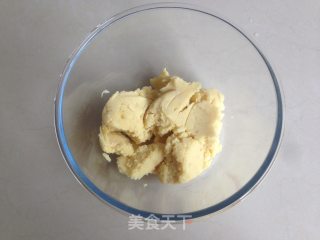 Cantonese Style Durian Mung Bean Moon recipe