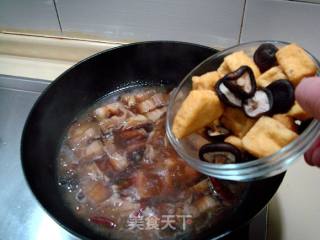 One-pot Braised "hybrid Dish" recipe