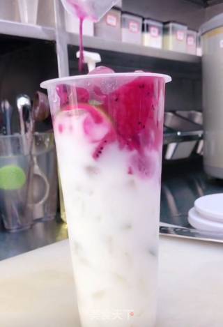 Yogurt Dragon Fruit recipe