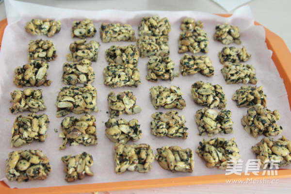 Seaweed Peanut Crisp Candy recipe