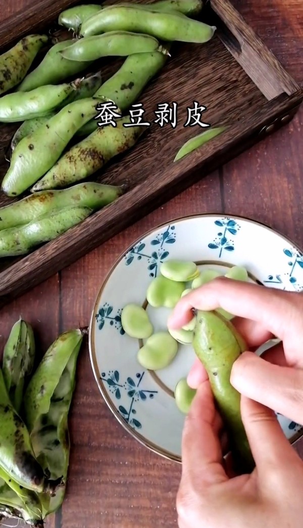 Stir-fried Broad Beans with Minced Meat recipe