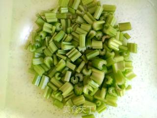Stir-fried Diced Pork with Celery recipe