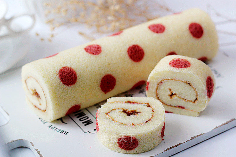 Sweet and Sour Taste [plum Sauce Polka Dot Cake Roll] recipe