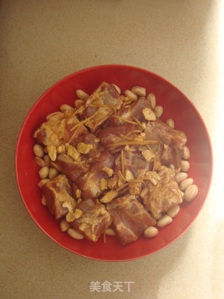 Steamed Peanut Ribs with American Ginseng recipe