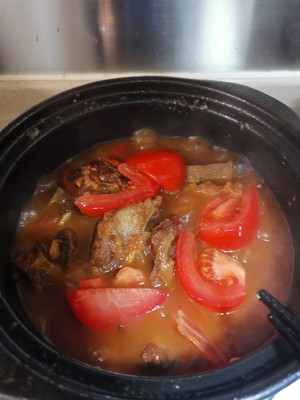 Stewed Beef Bone with Tomato and Potato recipe