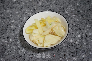 Sausage and Radish in Clay Pot recipe