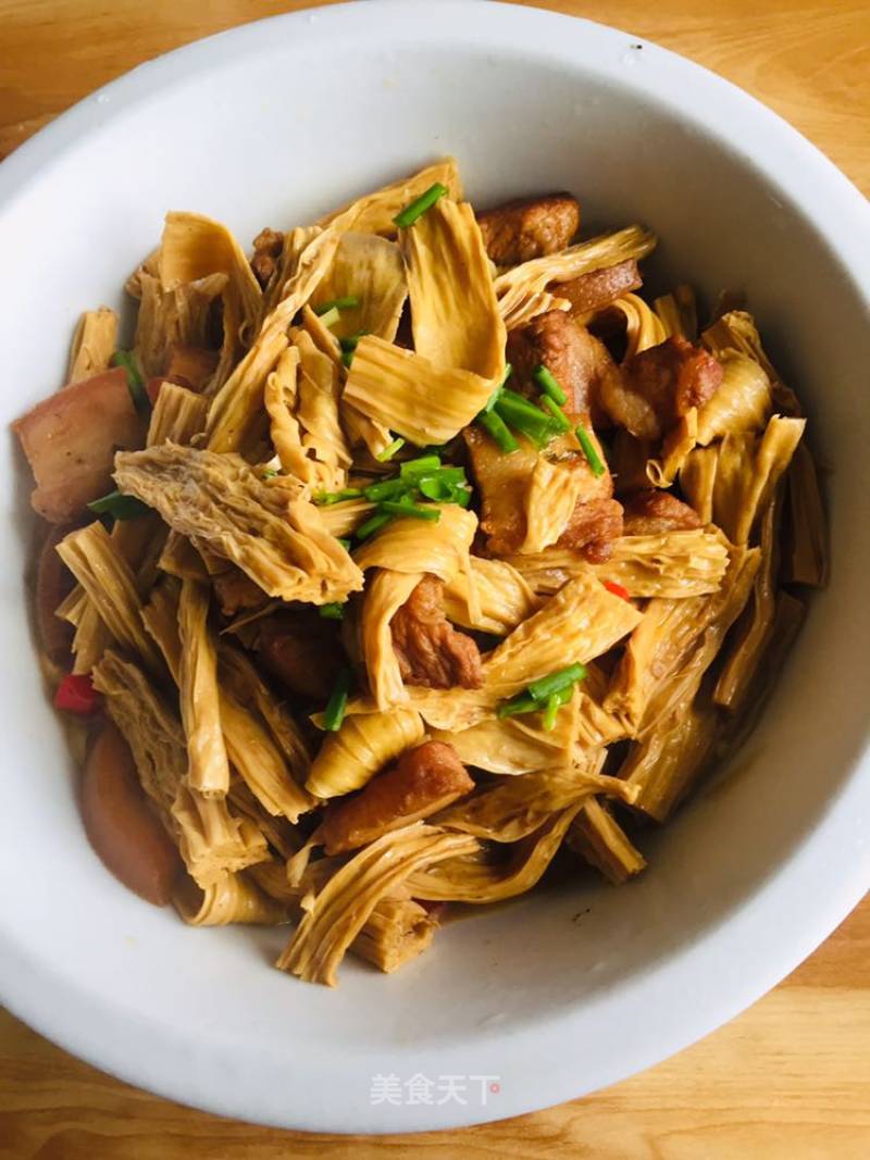 Fried Pork with Yuba recipe