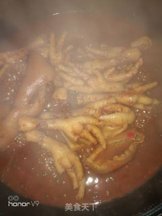 *reunion Dinner*hot Pot Chicken Feet recipe