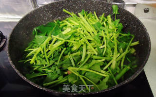 Jiang Scallops, Dried Shrimps and Spinach in Soup recipe