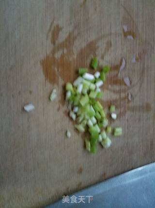 "summer Lazy Meal" One-minute Scallion Steamed Egg recipe