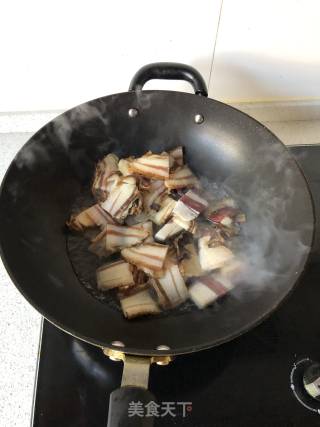 Stir-fried Bacon with Garlic recipe