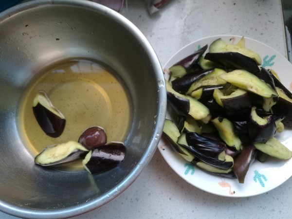 Grilled Eggplant with Tomatoes recipe