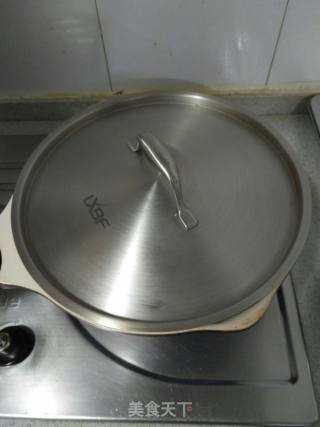 Stir-fried Snow Peas with Double Mushroom recipe