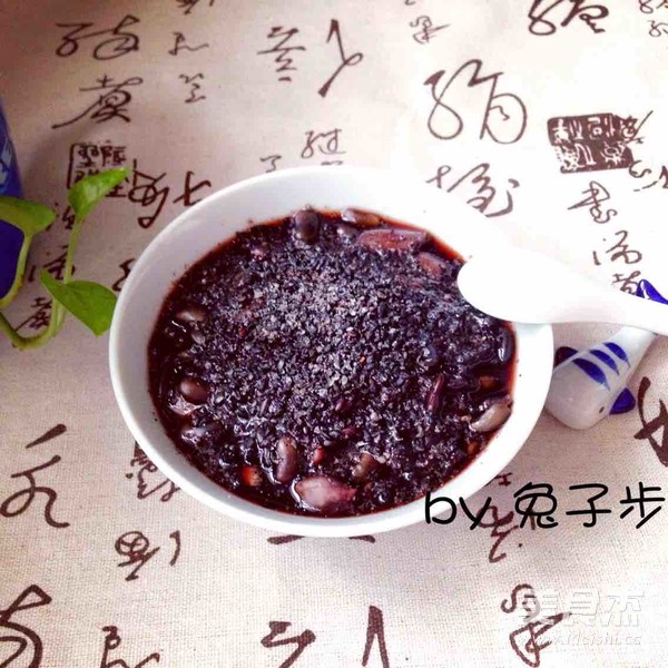 Kidney-tonifying Six Black Porridge recipe