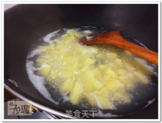 Braised Chicken with Potatoes【zixuan】 recipe