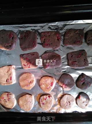 Cocoa Cranberry Cookies recipe