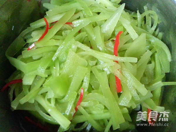 Octopus Lettuce Shreds recipe