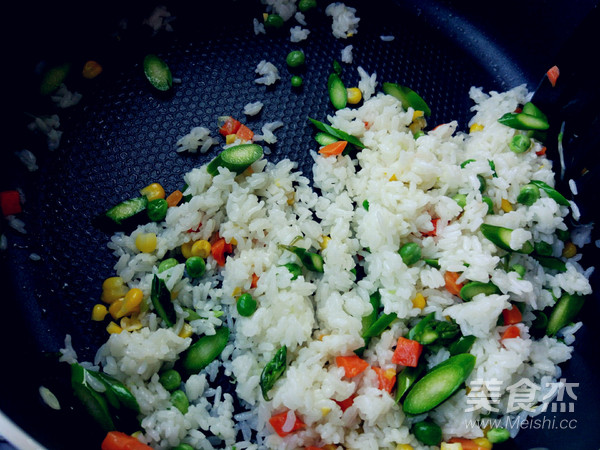 Salted Egg Asparagus Fried Rice recipe