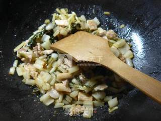 Fried Pickled Cabbage with Pork recipe