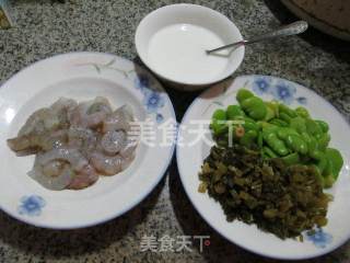 Broad Bean Soup with Shrimp and Pickled Vegetables recipe