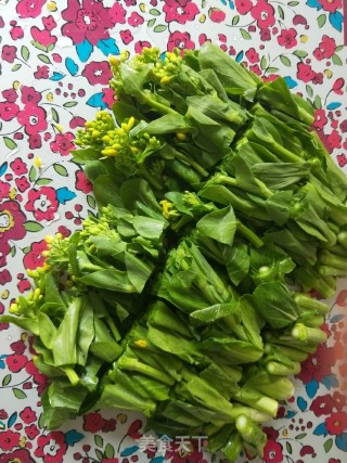 Nourish The Liver in Spring and Eat More Greens One by One to Stir-fry The Rape Moss recipe