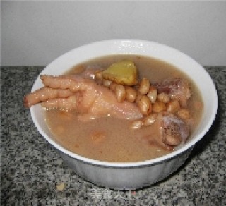 Peanut Stewed Chicken Feet recipe