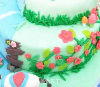 Leisure Holiday Fondant Cake recipe