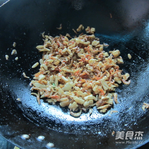 Stir-fried Shrimp with Dried Radish recipe