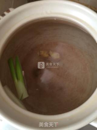 Snow Peas and Yam Hoof Flower Soup recipe