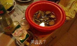 Sauce Fried Razor Clams and Small Abalone recipe