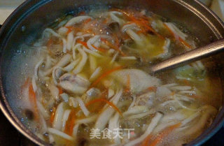 Chicken Wing Mushroom Soup Hand Rolled Noodles recipe