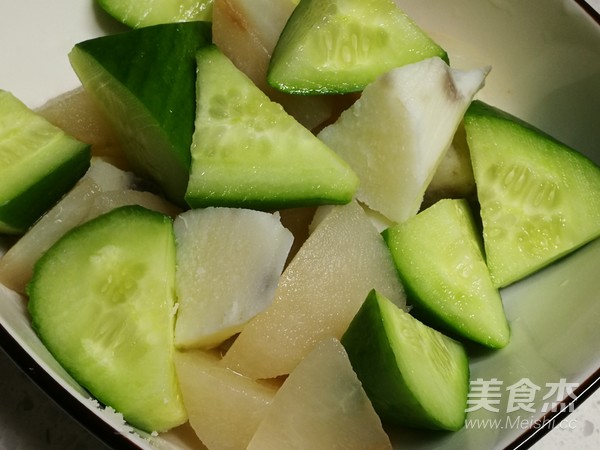 Pork Floss and Peanuts Mixed with Mixed Vegetables recipe